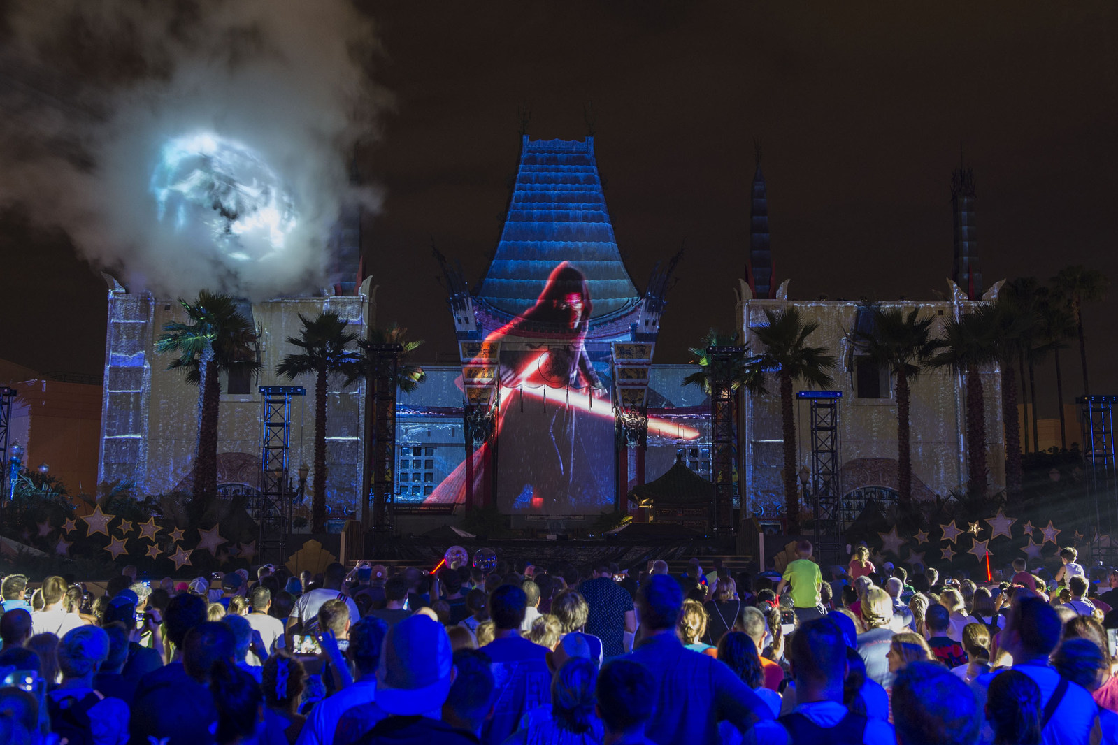 Star Wars: Galactic Nights, a special event at Disney's Hollywood Studios, returns Dec. 16, 2017 for one evening only with out-of-this-world entertainment, character encounters and more. Guests will be treated Hollywood-style to a red carpet arrival, iconic attractions with little to no wait time, amazing fireworks and projections, and experts sharing details about the Star Wars expansion coming to Disney's Hollywood Studios.