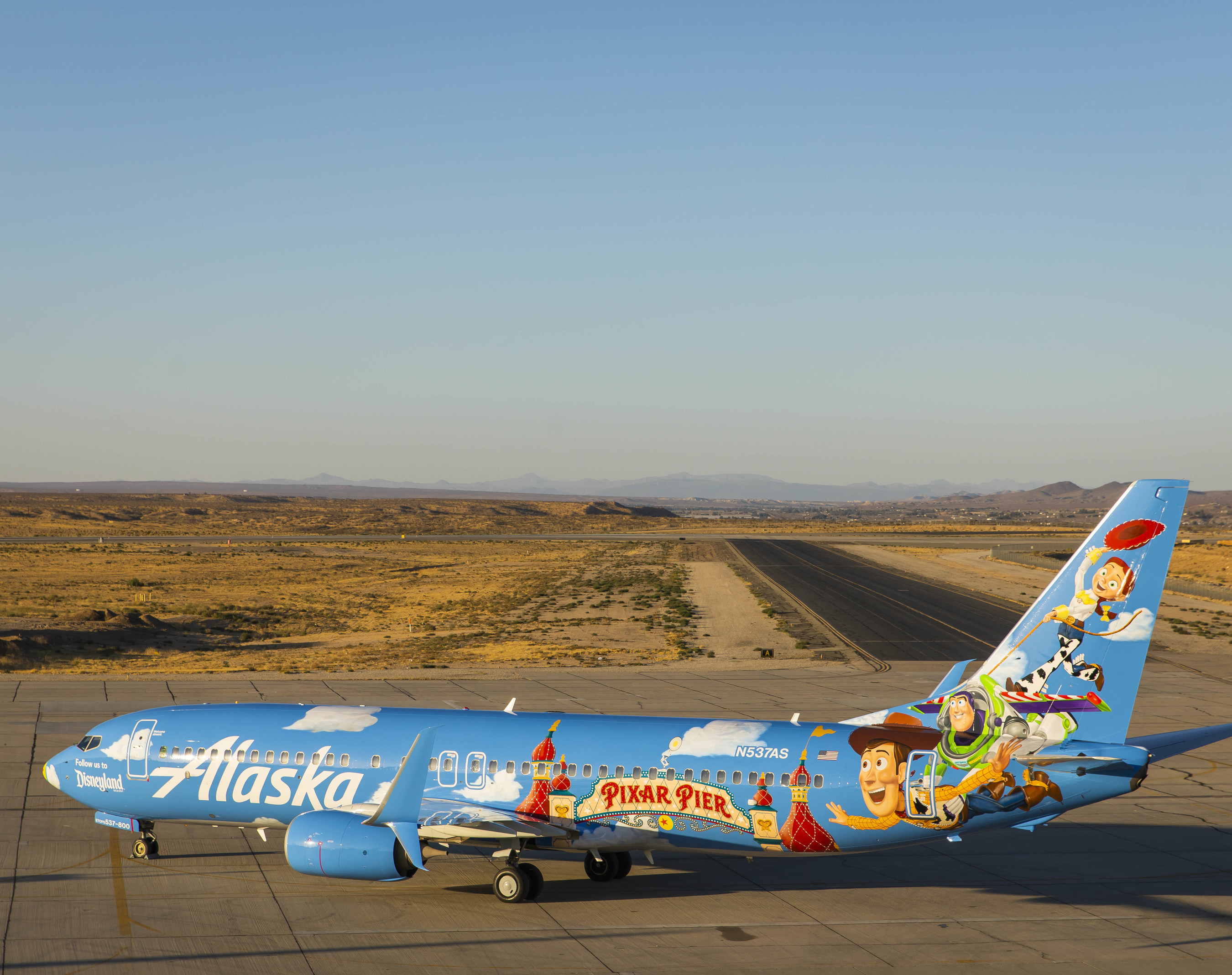Alaska Airlines reveals its latest special-edition aircraft