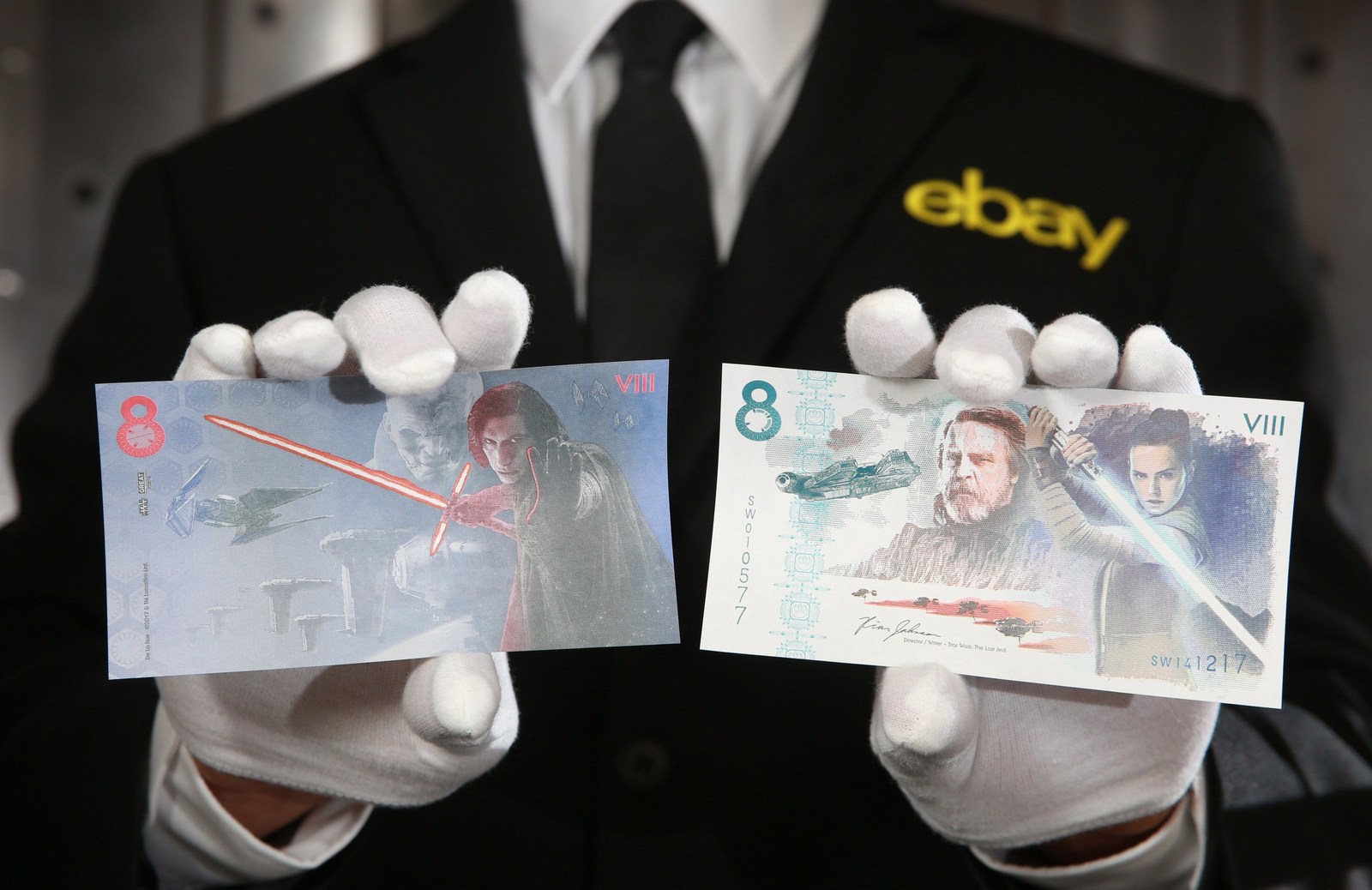 eBay and De La Rue launch an official commemorative note for charity on December 7th, to mark the upcoming film release of Star Wars: The Last Jedi